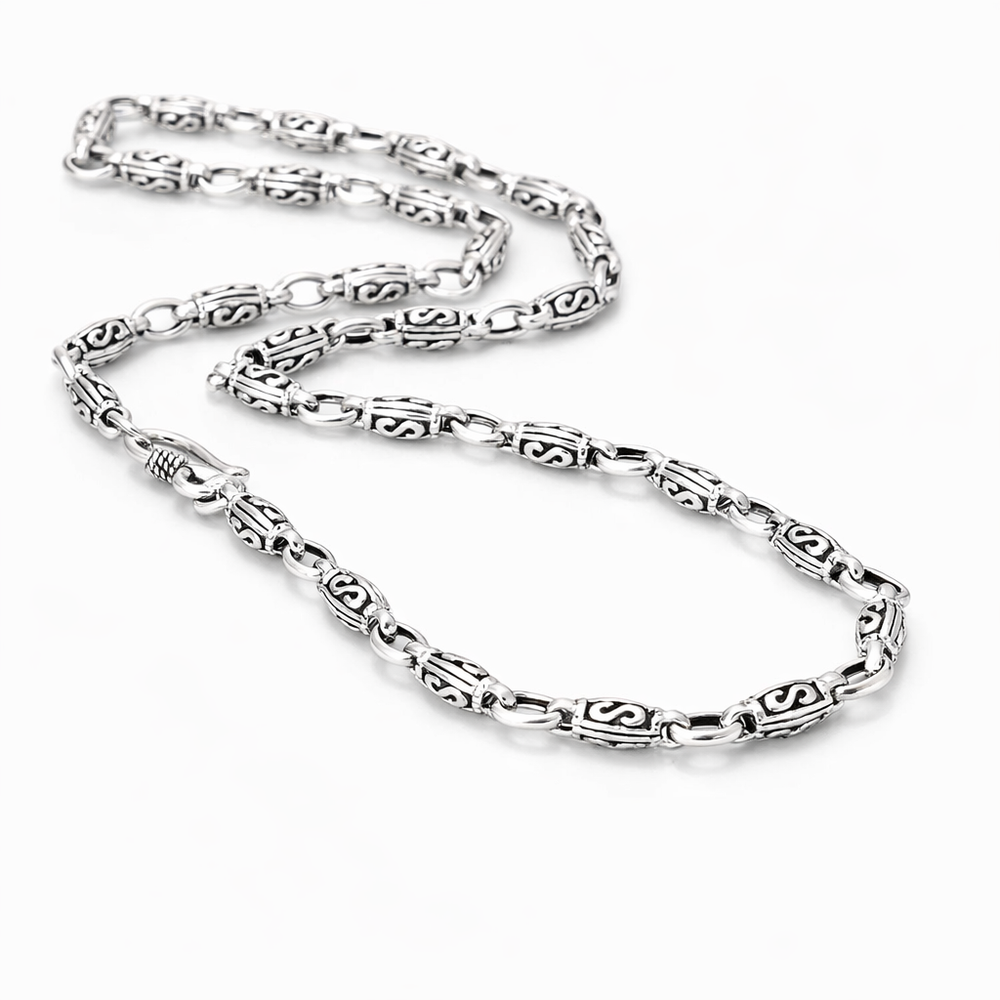 Scroll Link Chain Necklace